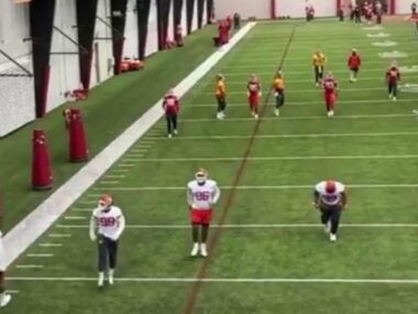 Video of Travis Kelce’s Behavior at Chiefs Practice Catches Attention