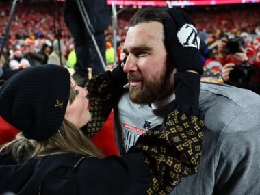 Fans are saying the same thing about Travis Kelce amid His recent Taylor Swift decision